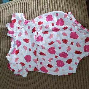 Okie dokie bodysuit with hearts